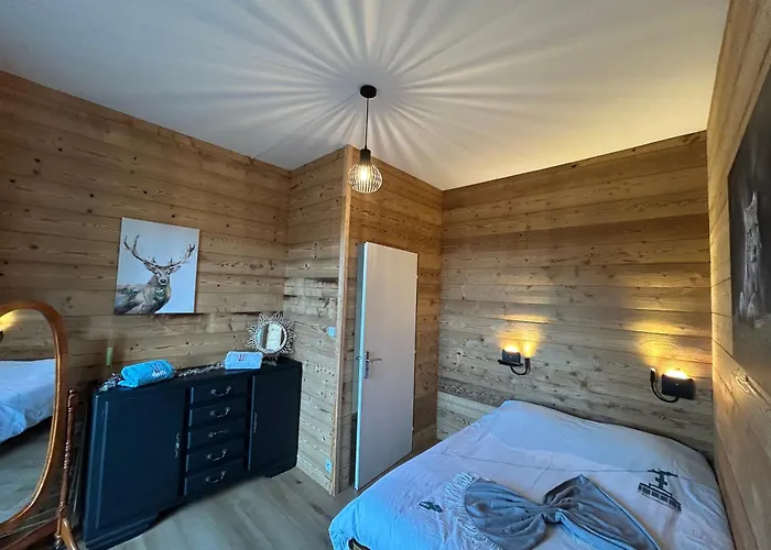 Gîte 3 étoiles L\'apparté de G au calme avec balcon et parking privé
